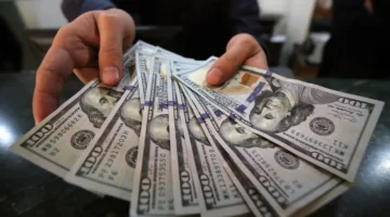 مفاجأة في السوق العراقي.. سعر 100 دولار مقابل الدينار يتقلب بين بغداد وأربيل اليوم